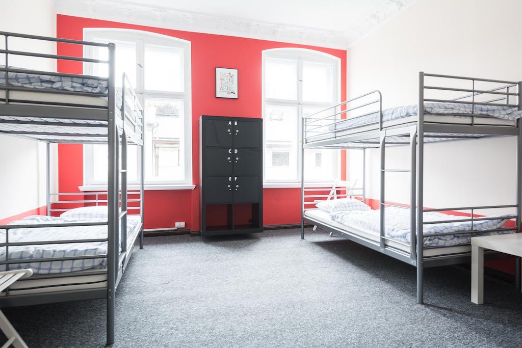 Hostel Awangarda Poznań Cameră foto