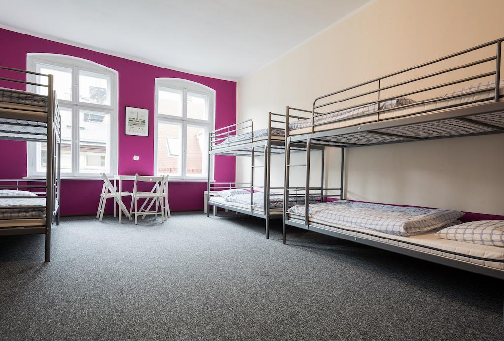 Hostel Awangarda Poznań Cameră foto